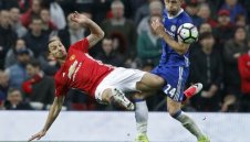 До дни Ибра подписва с Юнайтед