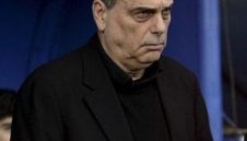 Аврам Грант се държи като темерут на пресконференция