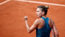 Халеп се разправи с Кербер 