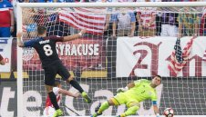 Демпси изстреля САЩ на 1/4-финал в Копа Америка + ВИДЕО