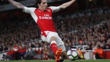 Арсенал кляка пред Барса за Бейерин, но ако получи турчин