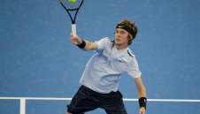 И Александър Зверев си гарантира участие в Лондон