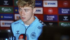 Таран на Ман Юнайтед пищи от балтии на "джудже"