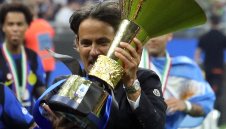 Отдалечава ли се Индзаги от Интер?