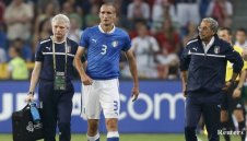 Де Роси, Абате и Киелини на линия за мача срещу немците