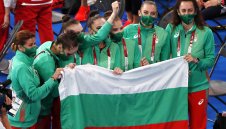 Стефка Костадинова: Болят ме палците от стискане. Благодаря за химна, герои!