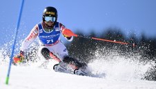 Алберт Попов спечели гигантския слалом от Балканската купа в Банско