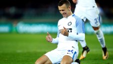 Интер взе трудно 2:1 във Верона 