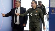 Смях в Барса: Лапорта не иска Шави, но... няма пари