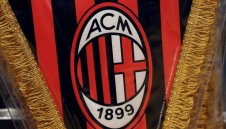 Милан спешно търси купувач, отборът сменя собствеността си до седмици
