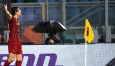 Конкуренция: Юве и Тотнъм кръстосват шпаги за звезда на Рома