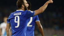 Игуаин изхвърли Наполи след жестока драма, Юве е на финал + ВИДЕО И СНИМКИ