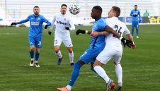 И араби питат Левски за Робърта