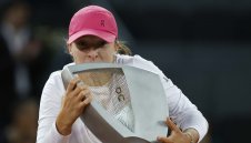 Инфарктна драма! Швьонтек триумфира с титлата в Мадрид след епичен мач