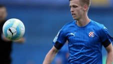 Става интересно: Уулвс ще се цака с Барса и Милан за подписа на сензацията Олмо