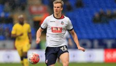 Арсенал привлича нов бранител до броени дни