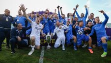 Еуфорията на "Герена" не спира: Играчите на Левски прибират 100 000 лева