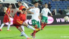 Горчива загуба в Армения ни отказа от световното