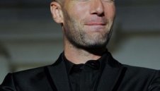 Зидан защити новите на &bdquo;Бернабеу&rdquo;
