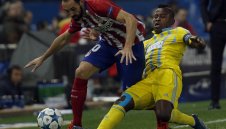 Левски иска звездата на Мъри Стоилов