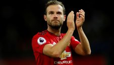 Мата напуска Юнайтед и се връща във Валенсия догодина?