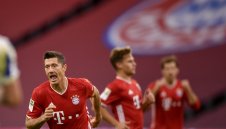 Хегемонът Байерн представи двама нови