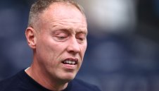 Некадърни рефери на Острова? И Нотингам пищи от съдийството