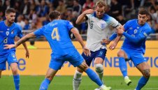 Падение! Италия изхвърли Англия от елитната Лига А