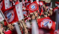 6-цифрена глоба за Байерн заради неадекватни фенове