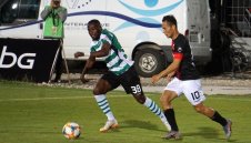 Странно: Отказаха визи на двама играчи на Локо (Пд) за Франция