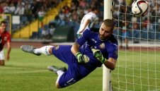 Левски подписва с Божката Митрев още днес