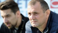 Заги откачи: Полудявам! С тази игра ли Левски ще става шампион?!