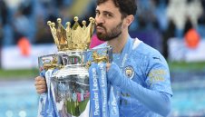 Бернардо Силва гледа към изхода на "Етихад", отива в Испания