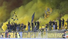 Ботев (Пловдив) отваря целия стадион за Пирин и Хебър