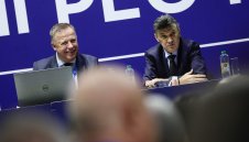 Боби Михайлов: Боли ме, зачеркнаха усилията ми по агресивен, циничен и пошъл начин