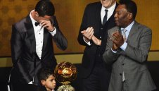 Пеле пожела късмет на Кристиано Роналдо 