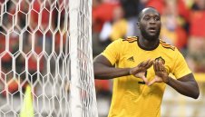 Белгия разнебити Коста Рика, Лукаку къса мрежи