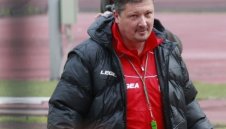 Любо Пенев сипе суперлативи за "царете"