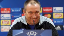 Мъри Стоилов взима 500 000 евро, ако вкара Лудогорец в Шампионска лига