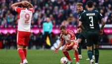 Край на дългия терор! Вердер тресна Байерн насред Мюнхен