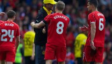 Стиви Джи се завръща в Ливърпул