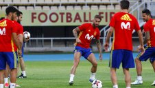 ПРОГНОЗА: Македония - Испания