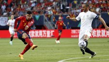 Мората е на крачка от Милан