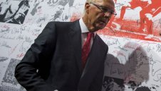 Представяха Кайзера за светец, а той се оказа измамник