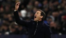 Треньорът на Лион се закани на Юве