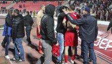 Смъртни заплахи на „Армията“! Сектор „Г“ съблече играчите + СНИМКИ