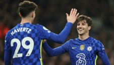 Хаверц и Маунт накараха Челси да забрави за проблемите