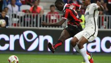 Супер Марио качи Ница на върха