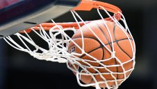 Без Везенков България се бори здраво, но отстъпи в Босна след нова драма