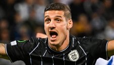 Екшън с 6 гола! ПАОК с Десподов смаза от бой Олимпиакос